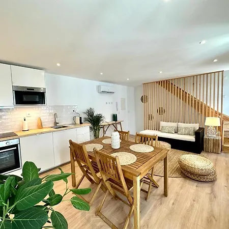 Apartamento Duplex 2 Min Da Praia Apartment *