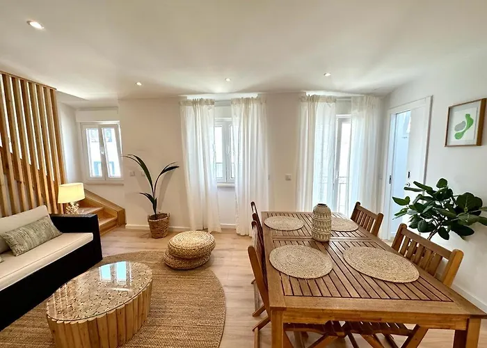 Apartamento Duplex 2 Min Da Praia Nazare
