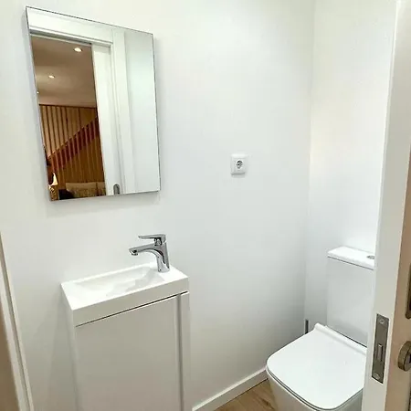 Lägenhet Apartamento Duplex 2 Min Da Praia Nazaré